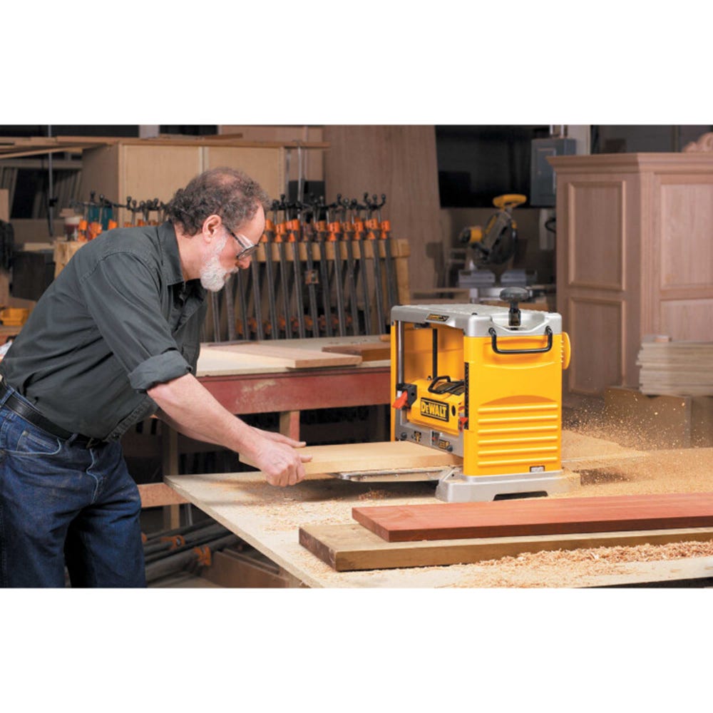 Dewalt DW734 Heavy Duty 12 1 2 Thickness Planer with Three Knife Cutter Head