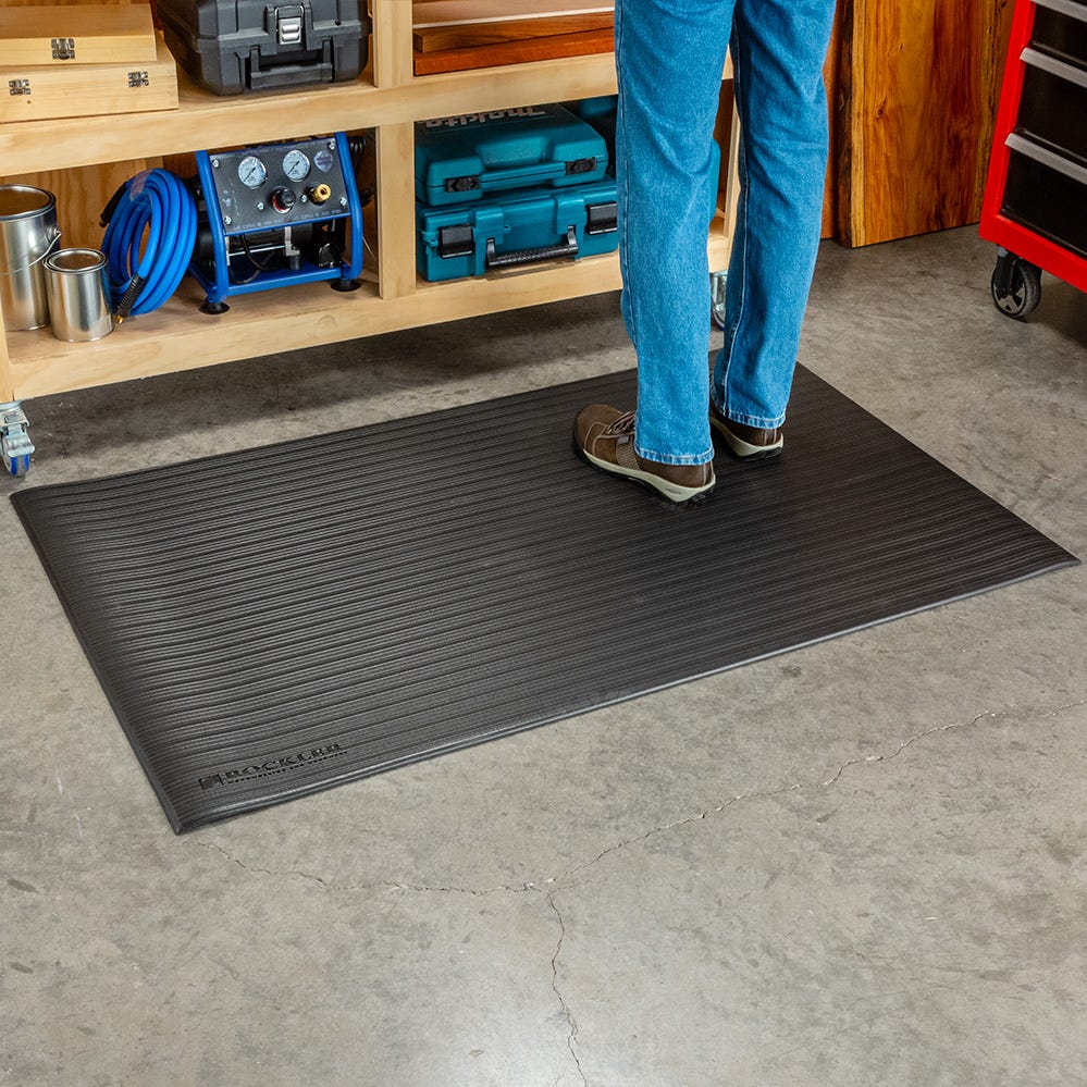 Best Anti-Fatigue Mats for a Garage Floor