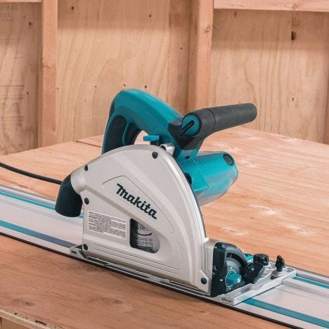 Makita 6-1/2'' Plunge-Cut Circular Saw with 55'' Guide Rail | Rockler  Woodworking and Hardware