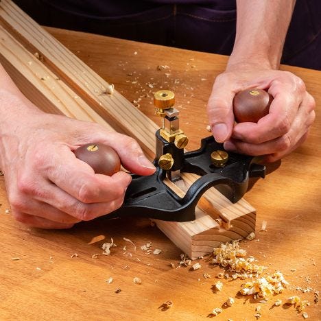 Bench Dog Router Plane with Fence, Open Throat - Rockler