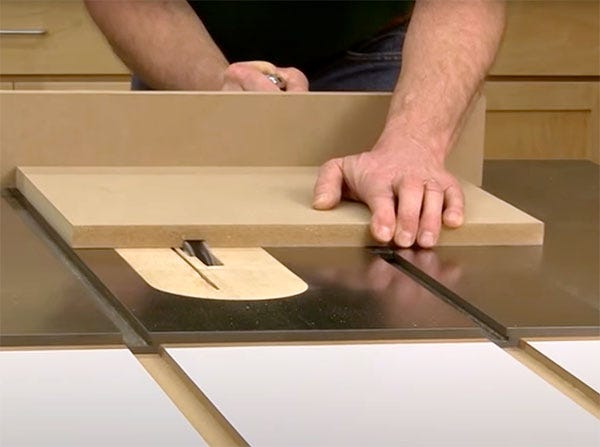 Video: How To Cut Dados With A Table Saw & Dado Set