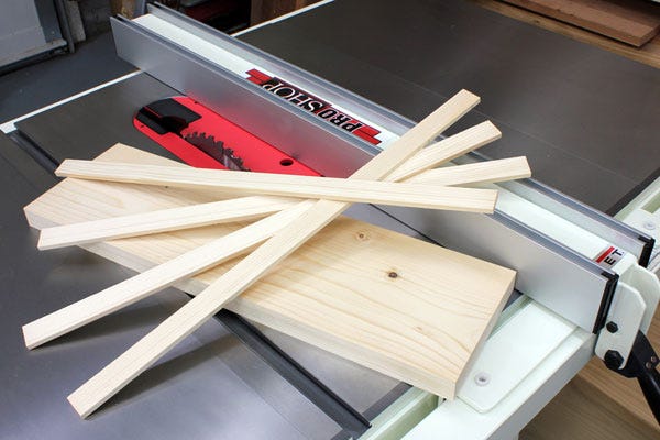 Easy! Cut Thin Strips On Your Table Saw! 