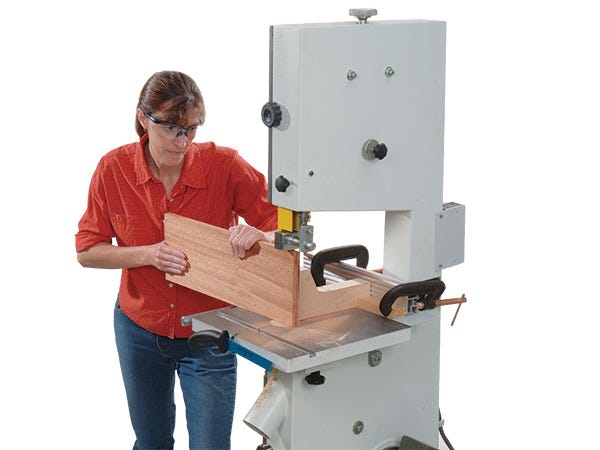 what does resaw mean on a bandsaw?